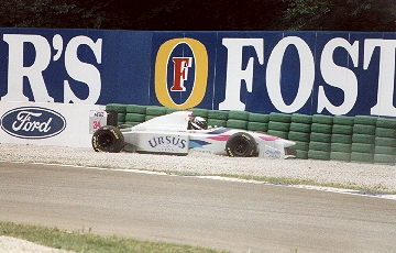 http://www.rinklef.de/Formel_1/Bilder1994/94-Gachot-2.jpg
